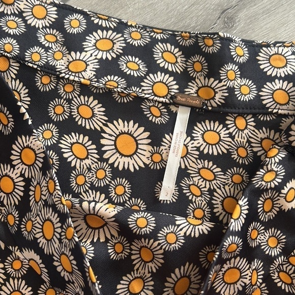 Free people phoebe silky aline floral mini skirt size 2 - Picture 6 of 7